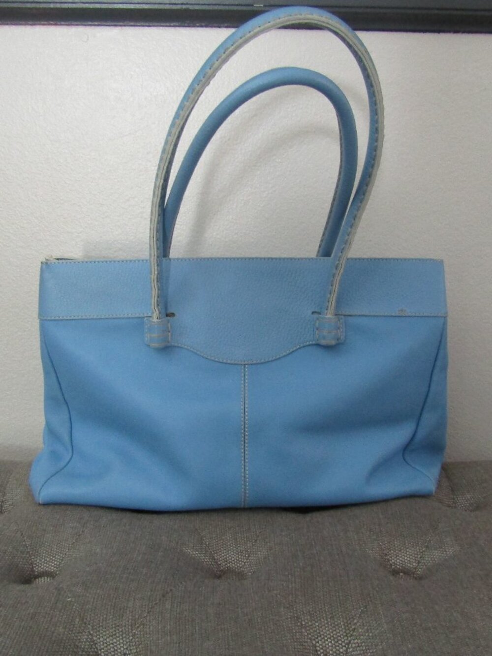 Tod's Powder Blue Leather Tote - Picture 2 of 16